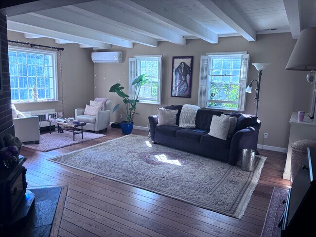 Foto del edificio - 19 Duncaster Ln