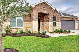 Building Photo - 8403 Oceanmist Cv Dr