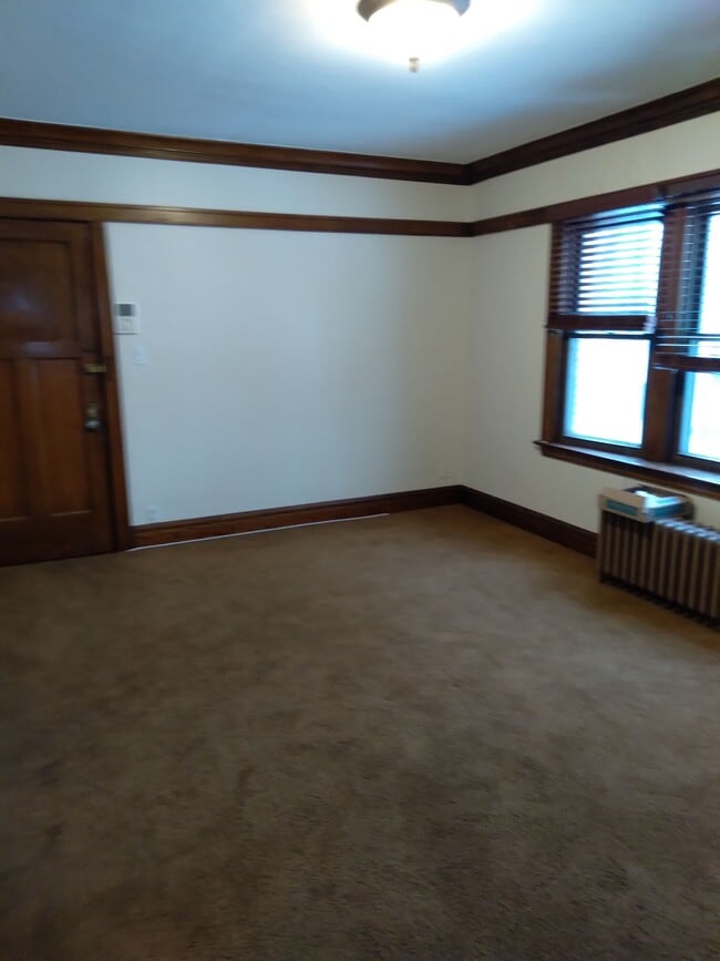 Dining room - 4208 N Linder Ave