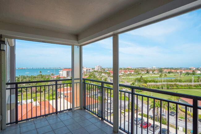Building Photo - 6372 Palma Del Mar Blvd S