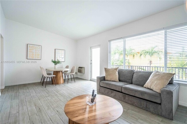 Foto del edificio - 1750 S Treasure Dr