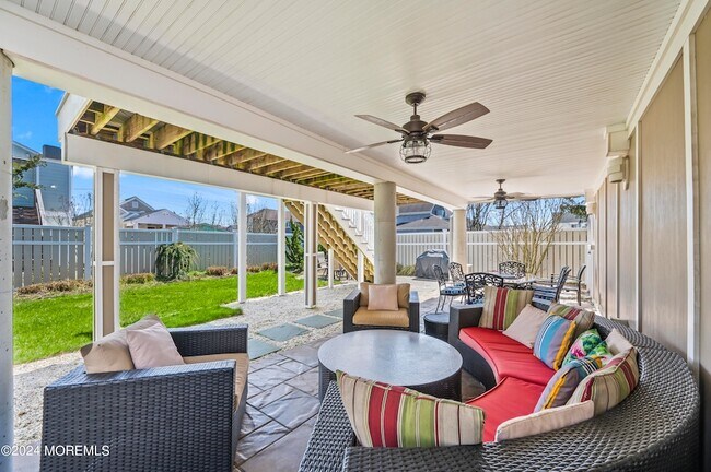 Building Photo - 204 Randall Ave