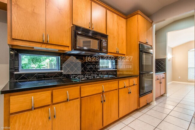 Building Photo - 3 br, 2.5 bath House - 3700 Laurel Bay Loop -