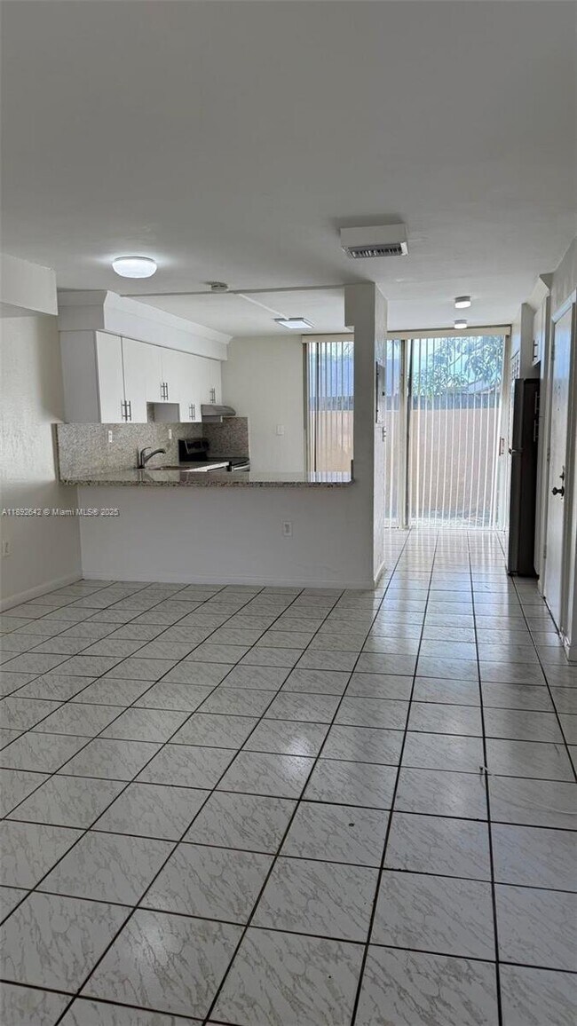 Foto del edificio - 20118 SW 123rd Dr