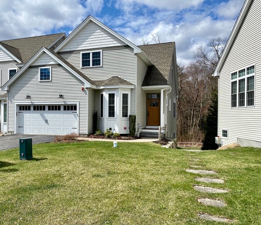 Foto principal - 63 Garett Way