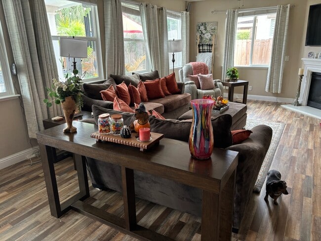 Foto del edificio - 1205 Colorado Dr