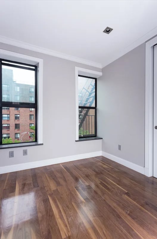 Photo - E. 116th St 5th Ave