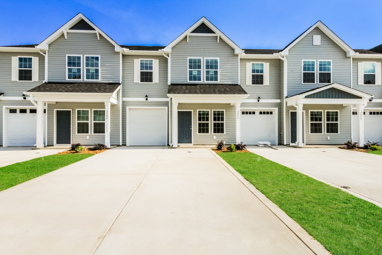 7276 Bellacroft Dr, Leland, NC House Rental in Leland, NC