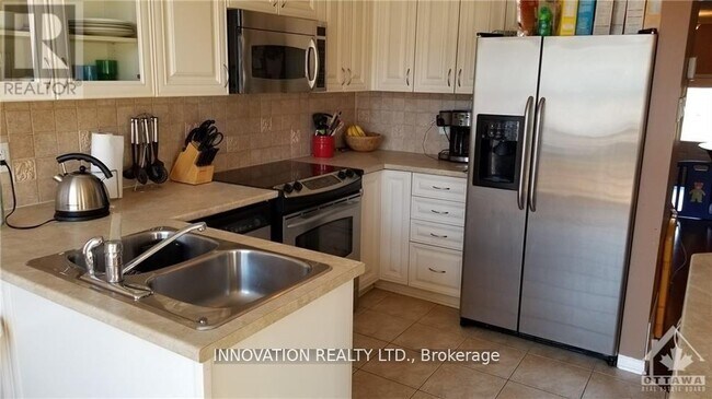 Building Photo - 236 Flamborough Way