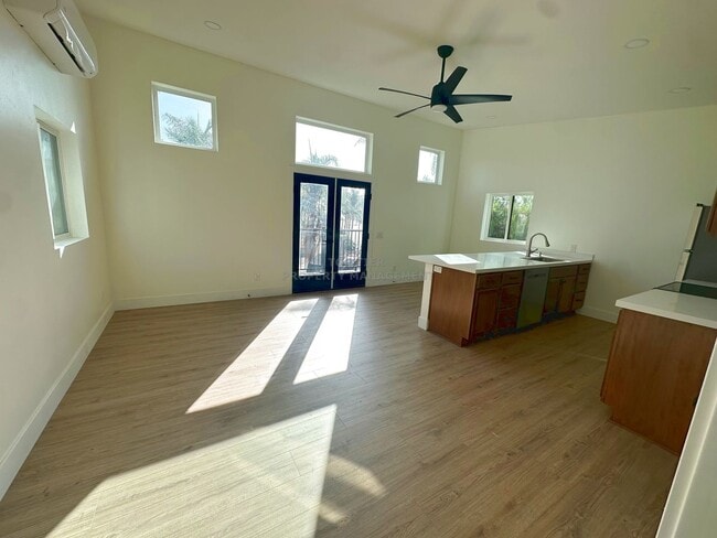 Building Photo - Newer ADU in the Heart of Vista!  1 Bed, 1 Bath.