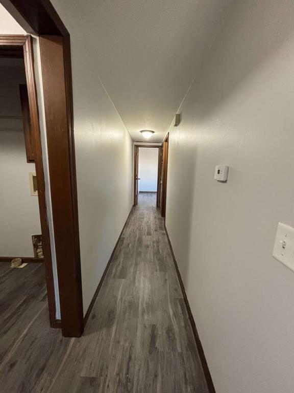 Building Photo - 1606 Tippecanoe Dr