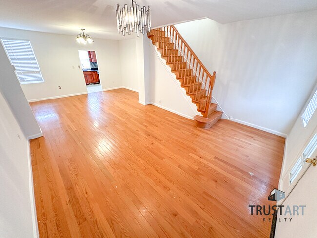 Building Photo - 3 bedroom house in Tacony