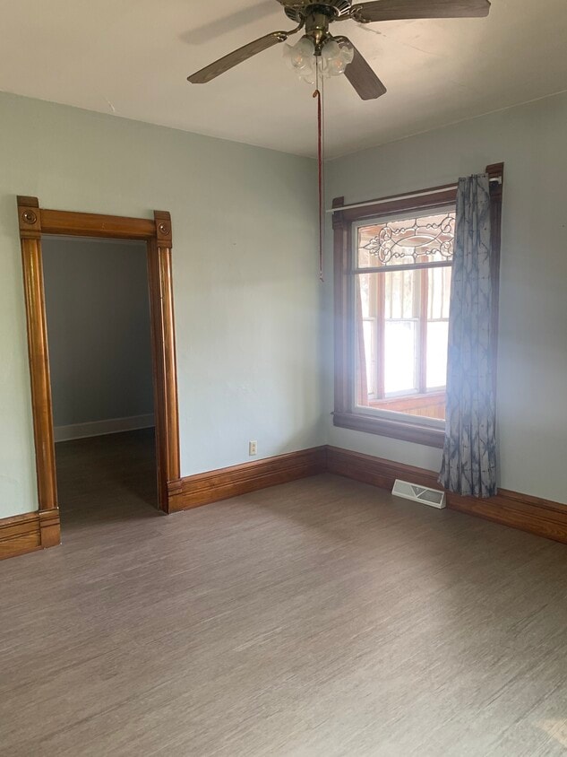 Large window over looking porch area - 99 N 2nd St