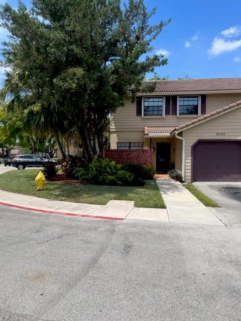 Primary Photo - 9100 Vineyard Lake Dr