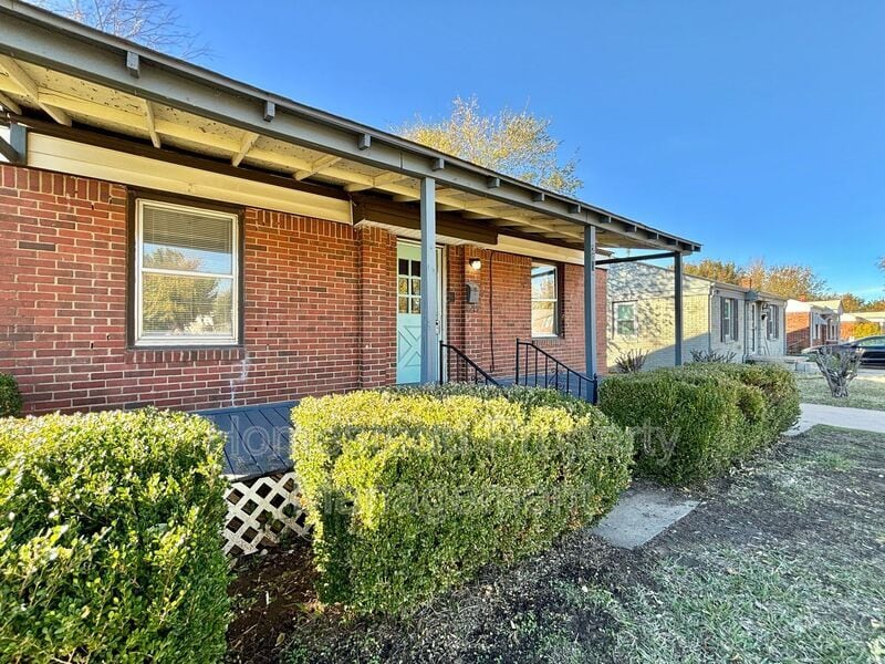 Photo - 205 N Key Blvd