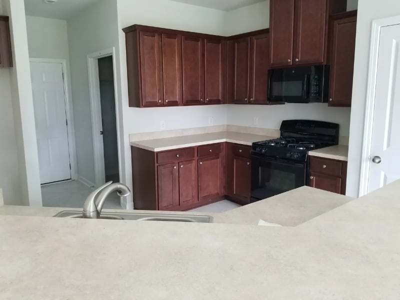 Foto del edificio - 9925 Honeylocust Ln