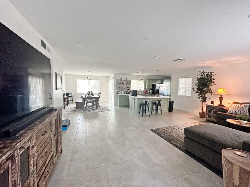 Foto principal - 11832 N Balboa Dr
