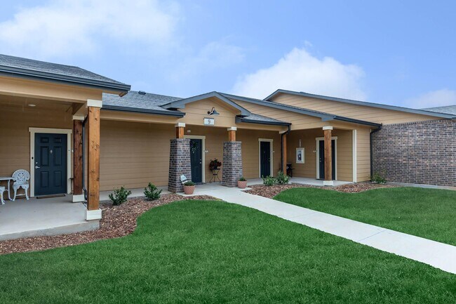 Foto del edificio - 242 Buchanan Rd