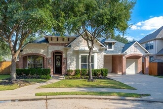 Building Photo - 8407 Iron Tree Ln