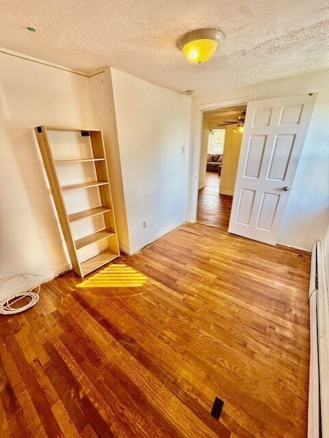 14 Amity St Unit 2, Lynn, MA 01902 Room for Rent in Lynn, MA