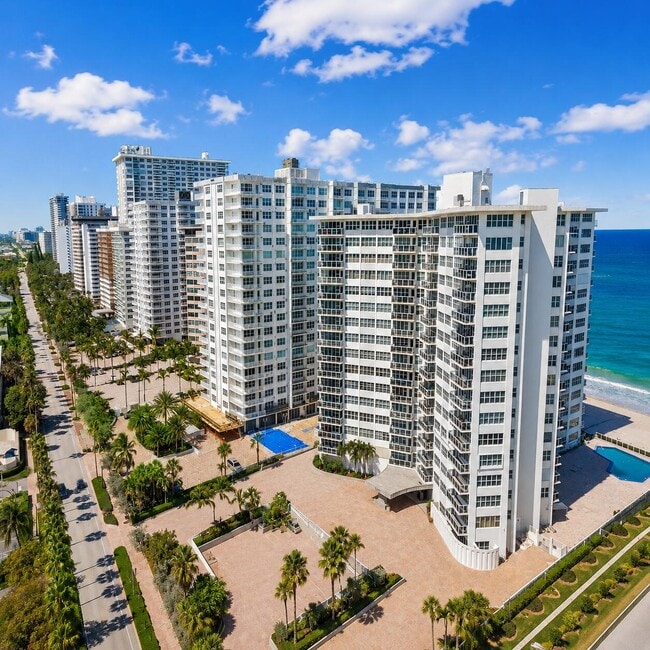 Building Photo - 3700 Galt Ocean Dr