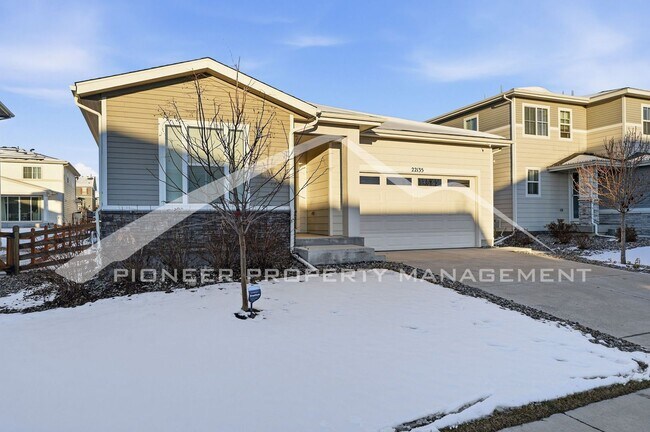 Building Photo - Gorgeous Home with Washer/Dryer and 2-Car Garage