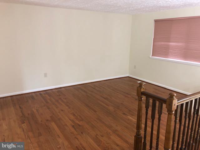 Building Photo - 2172 Briarwood Dr