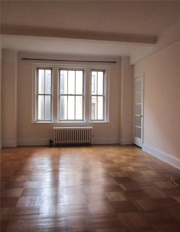 Primary Photo - 3 E 66th St