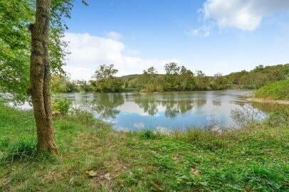 Building Photo - "Spacious 5-Bedroom Home with 3 Full Baths...