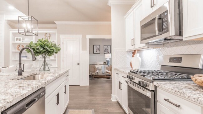 Building Photo - 14872 Demarie Ln