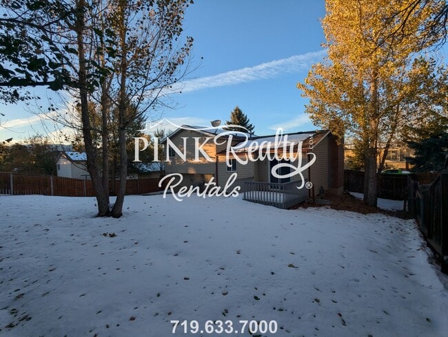 Building Photo - 6541 Charter Dr