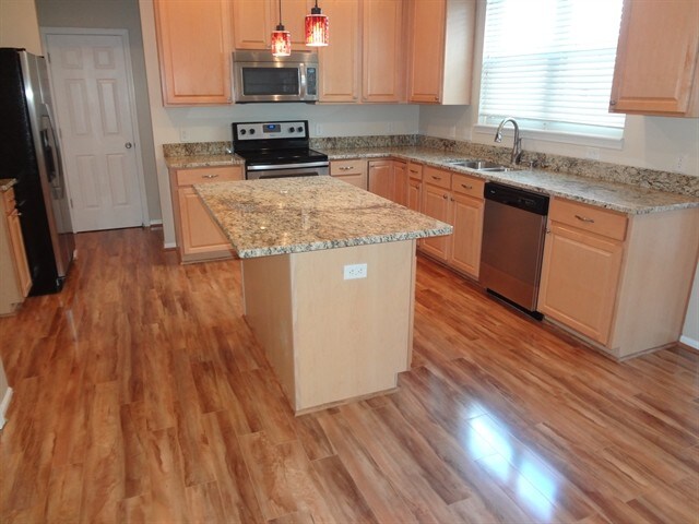 Building Photo - 11795 Langham Crescent Court