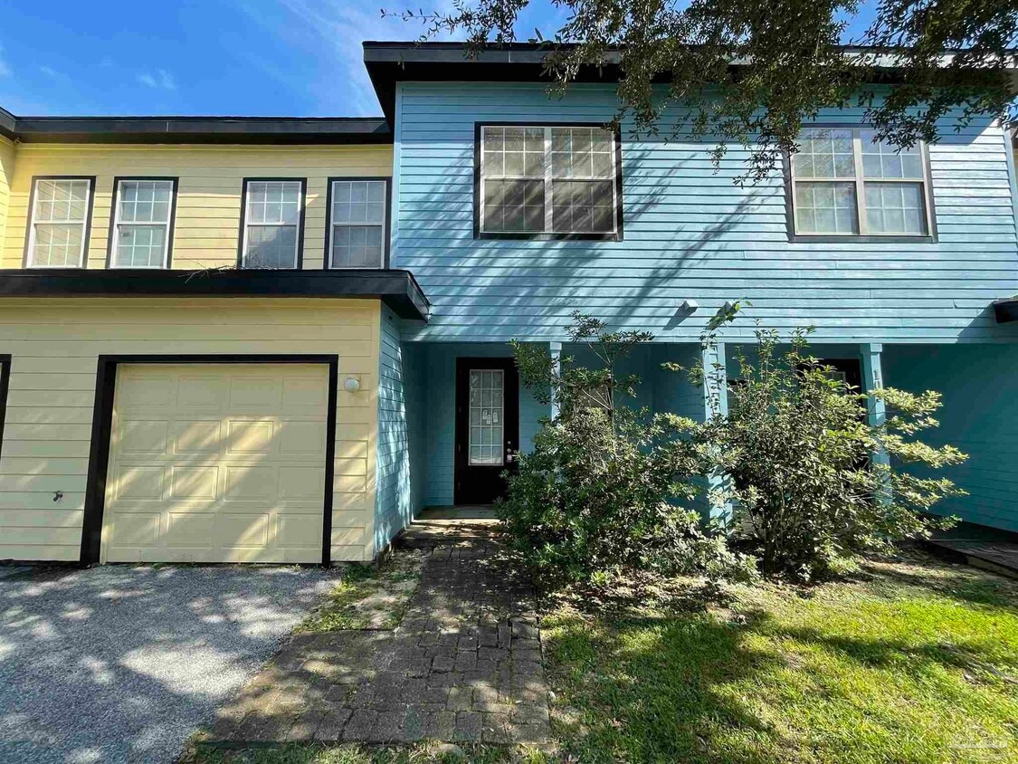 7095 N Blue Angel Pkwy Unit 102, Pensacola, FL 32526 Condo for Rent