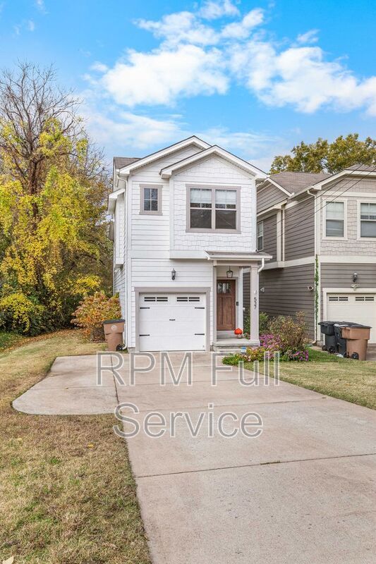 Foto del edificio - 537 Eastboro Dr