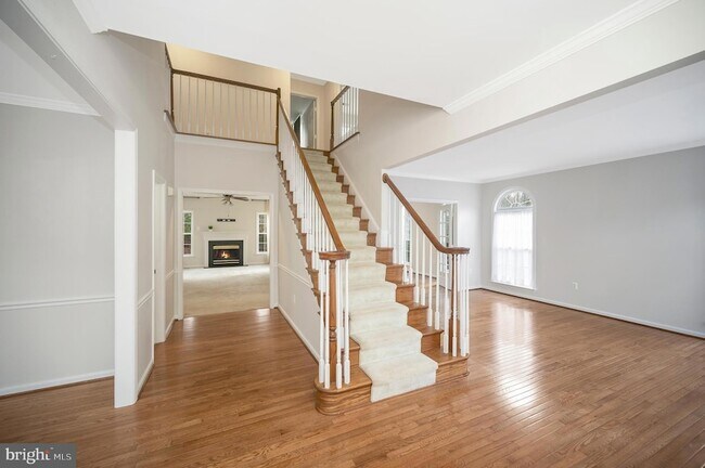 Foto del edificio - 39 Walt Whitman Blvd