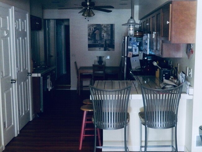 Building Photo - 1116 Bradish St
