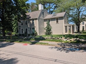 Building Photo - 46 Hammond St