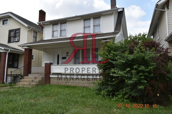 Building Photo - 765 E Deshler Ave