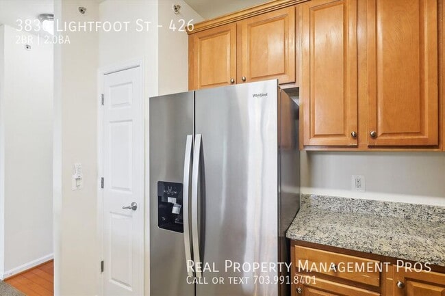 Building Photo - 3830 Lightfoot St