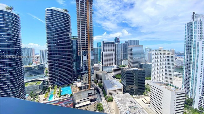 Foto del edificio - 1000 Brickell Plaza