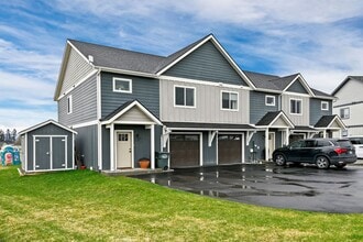 Building Photo - 961 N Camas Ln