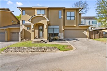 Foto del edificio - 2322 Thornton Rd