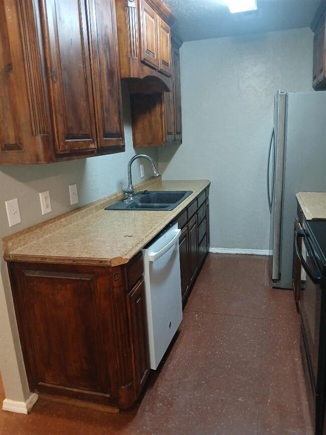Foto del edificio - 411 SW Garfield Ave