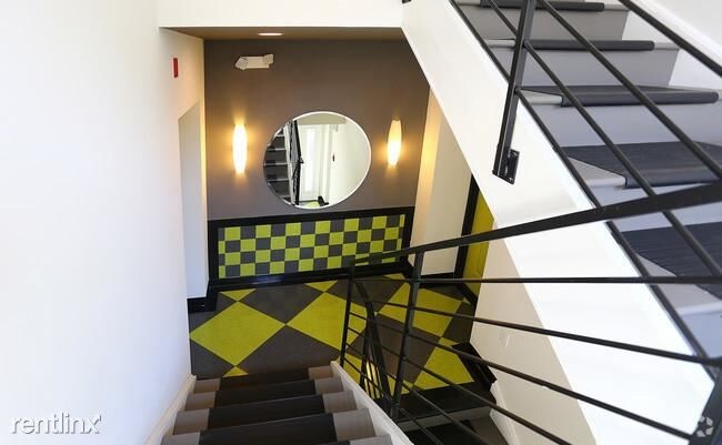 Foto principal - 5811 Morris St