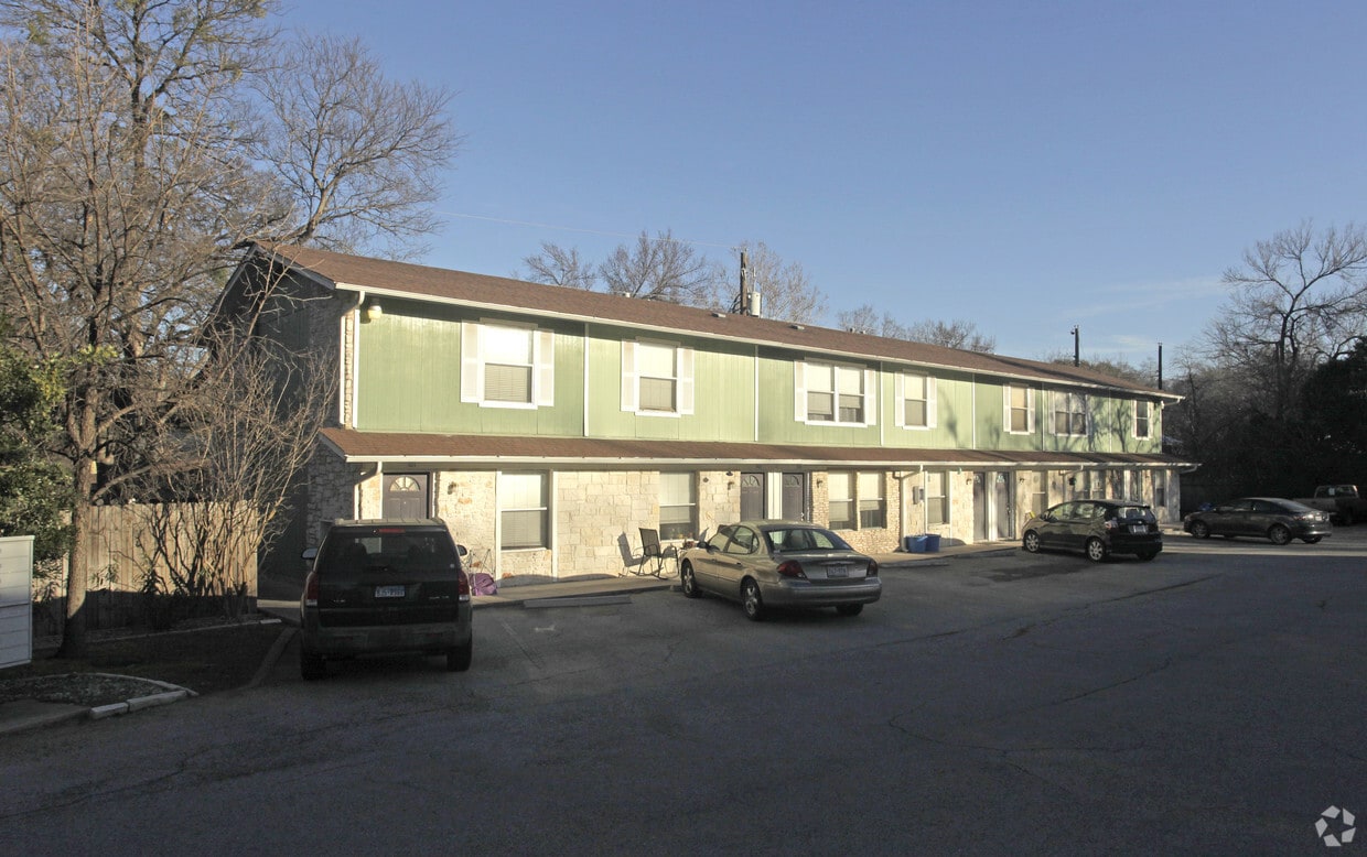 Foto del edificio - Glen Allen Condominiums