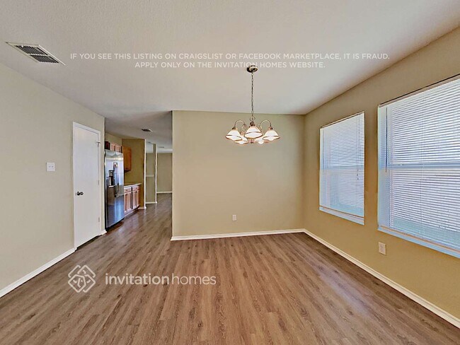 Building Photo - 8007 Stowe Springs Ln