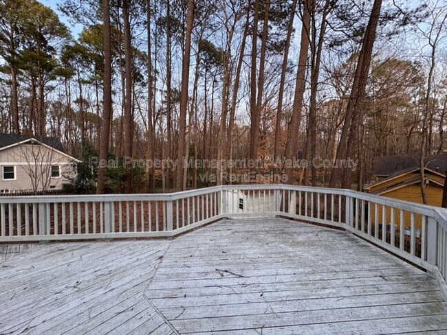 Foto del edificio - 102 Brodick Ct