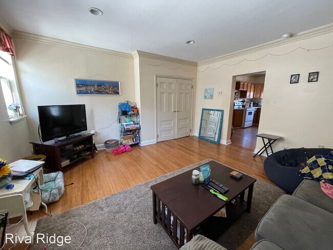 Building Photo - 3 br, 1 bath House - 3213 Harcum Way