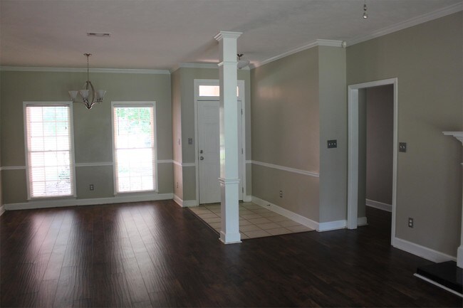 Building Photo - 175 Winnstead Dr