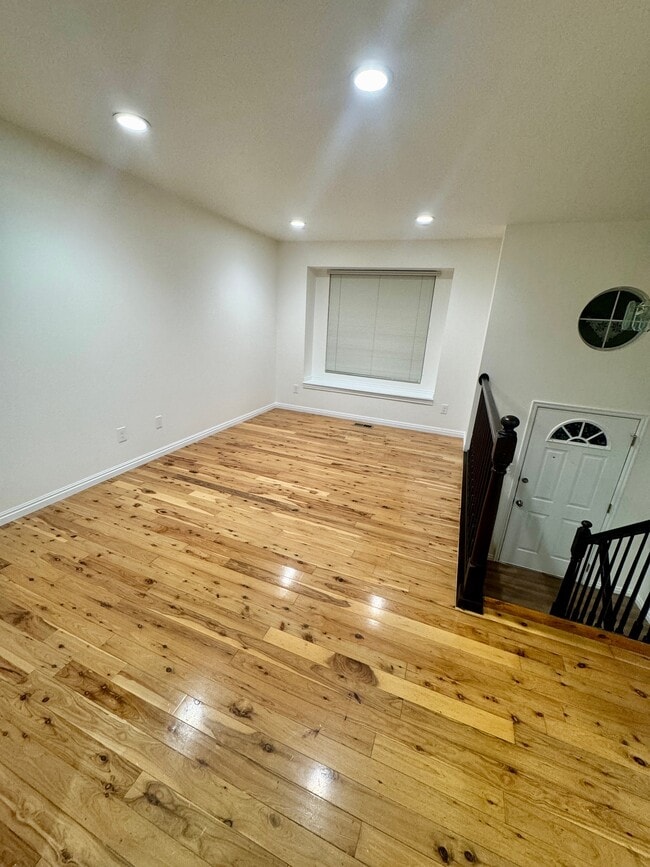 Foto del edificio - 917 N Dorothea Way